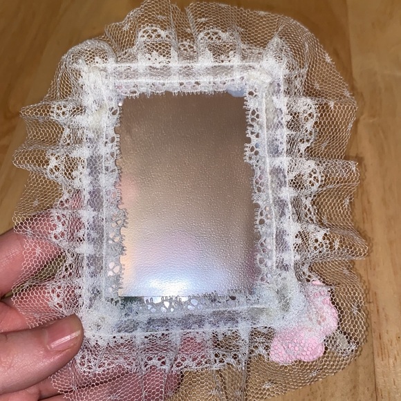 Crochet Toploader with flower butterfly decorations - Picture 3 of 3